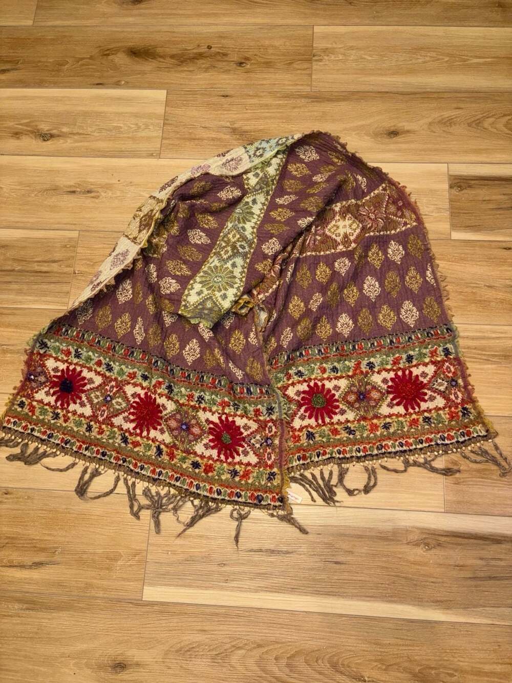 Vismaya Wool Blend Embroidered Tasseled Scarf Shawl 60% Wool 40% Cotton